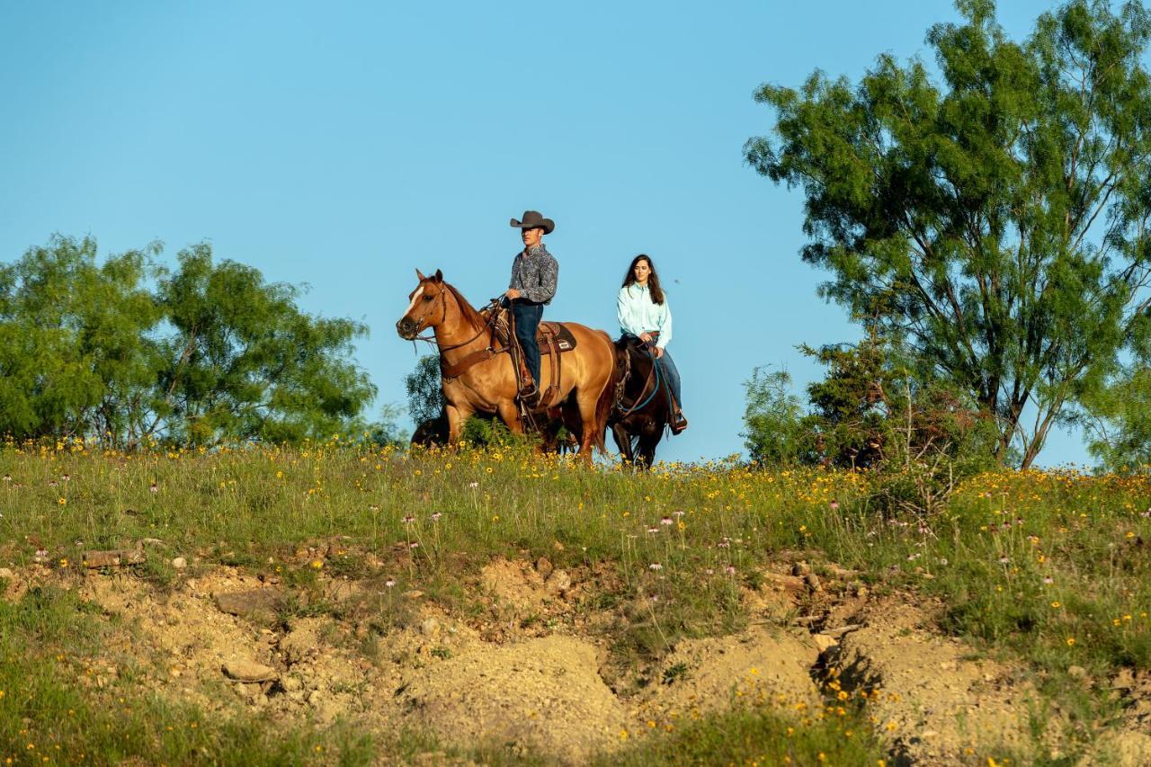 Wildcatter Ranch And Resort Graham Экстерьер фото