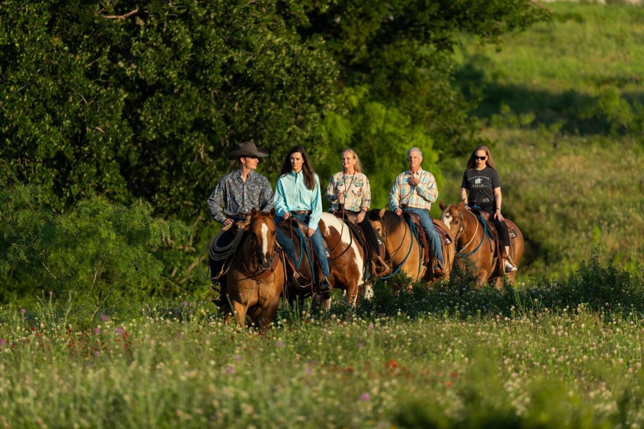 Wildcatter Ranch And Resort Graham Экстерьер фото