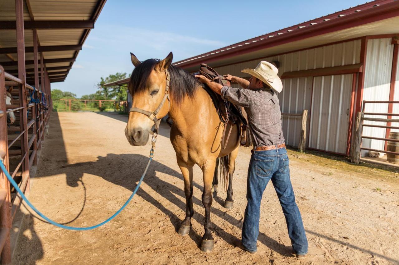 Wildcatter Ranch And Resort Graham Экстерьер фото