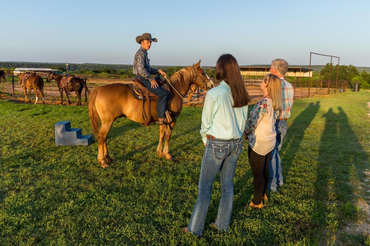 Wildcatter Ranch And Resort Graham Экстерьер фото