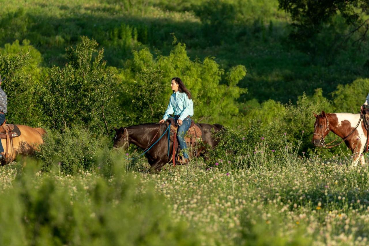 Wildcatter Ranch And Resort Graham Экстерьер фото