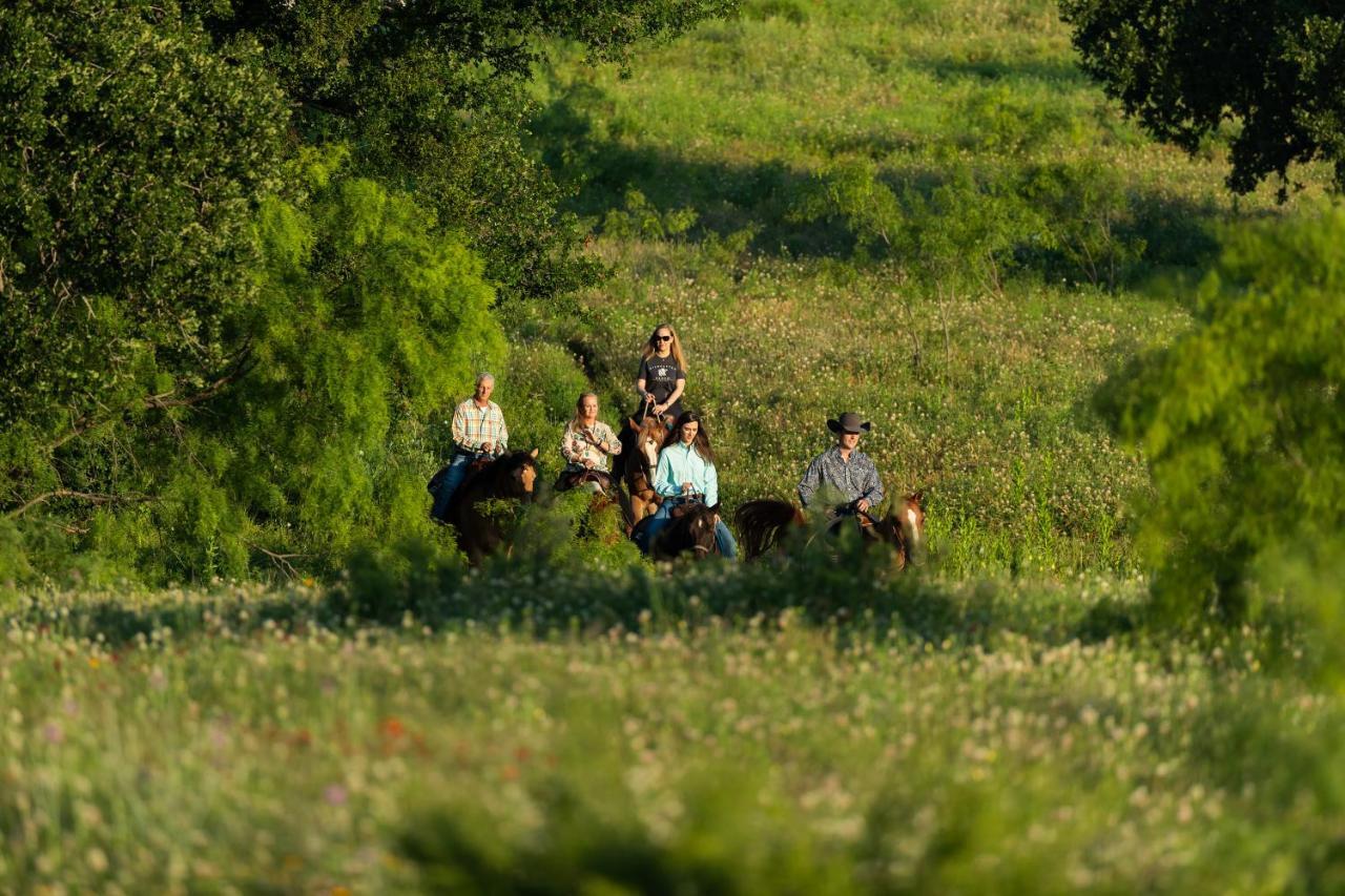 Wildcatter Ranch And Resort Graham Экстерьер фото