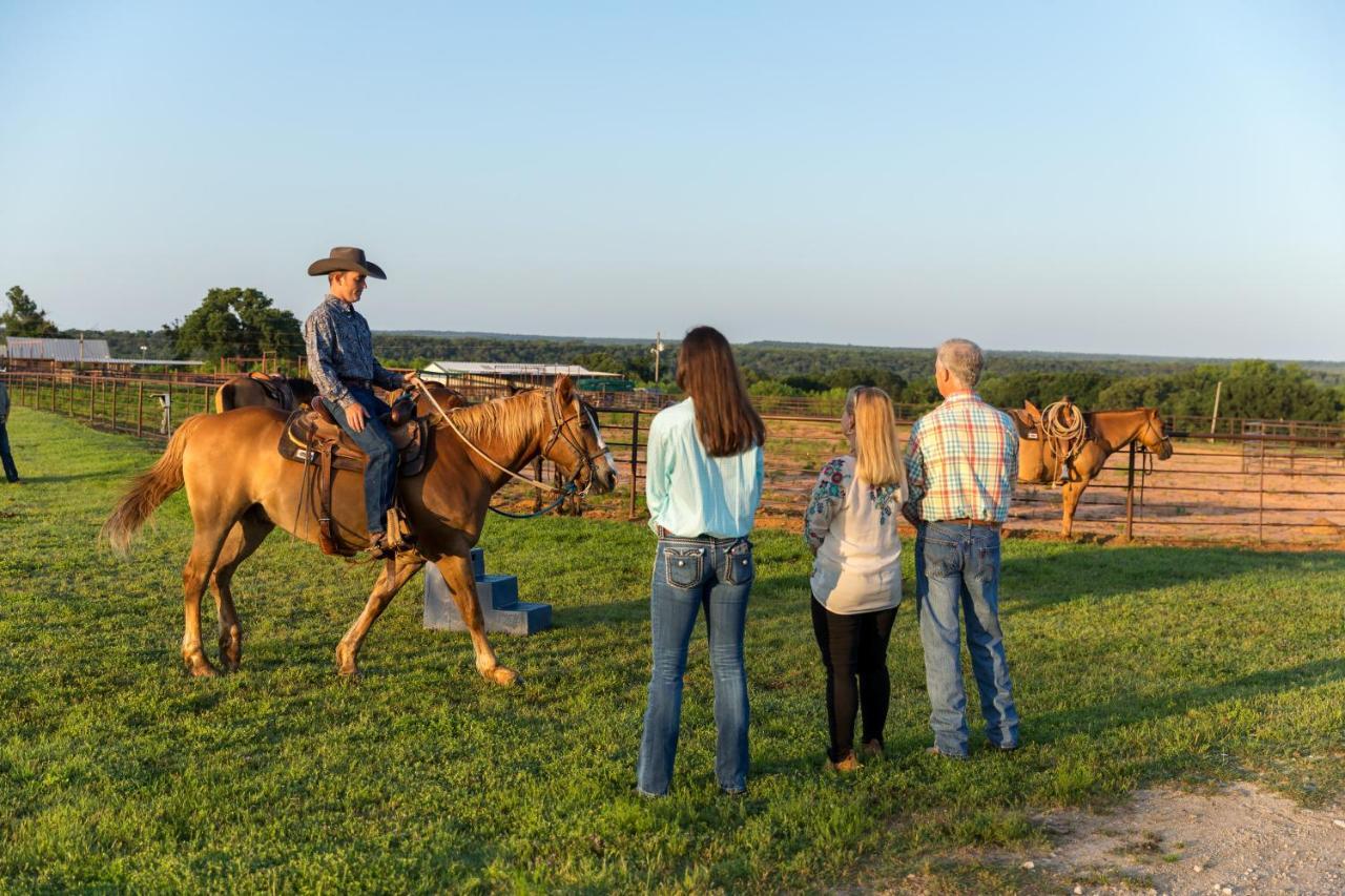 Wildcatter Ranch And Resort Graham Экстерьер фото